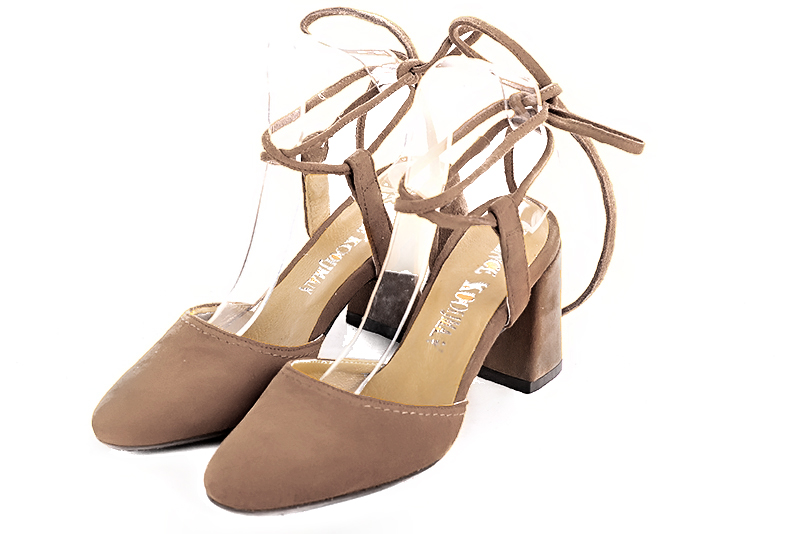 Biscuit beige women's open back shoes, with crossed straps. Round toe. High flare heels. Front view - Florence KOOIJMAN